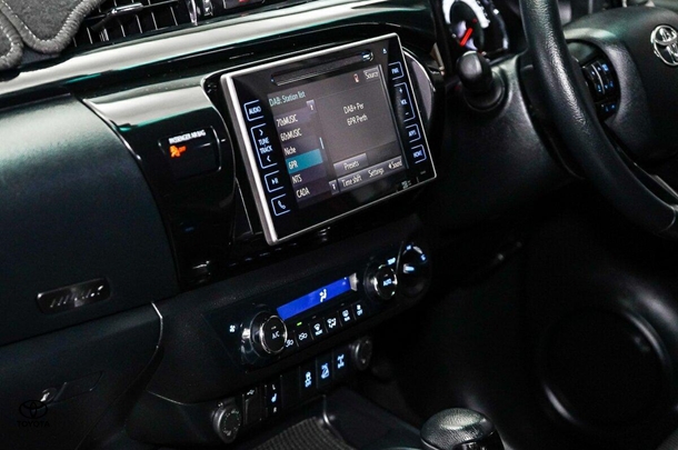 2019 Toyota Hilux 4x4 Rugged X image 27