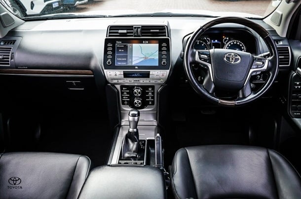 2021 Toyota Prado Kakadu image 12