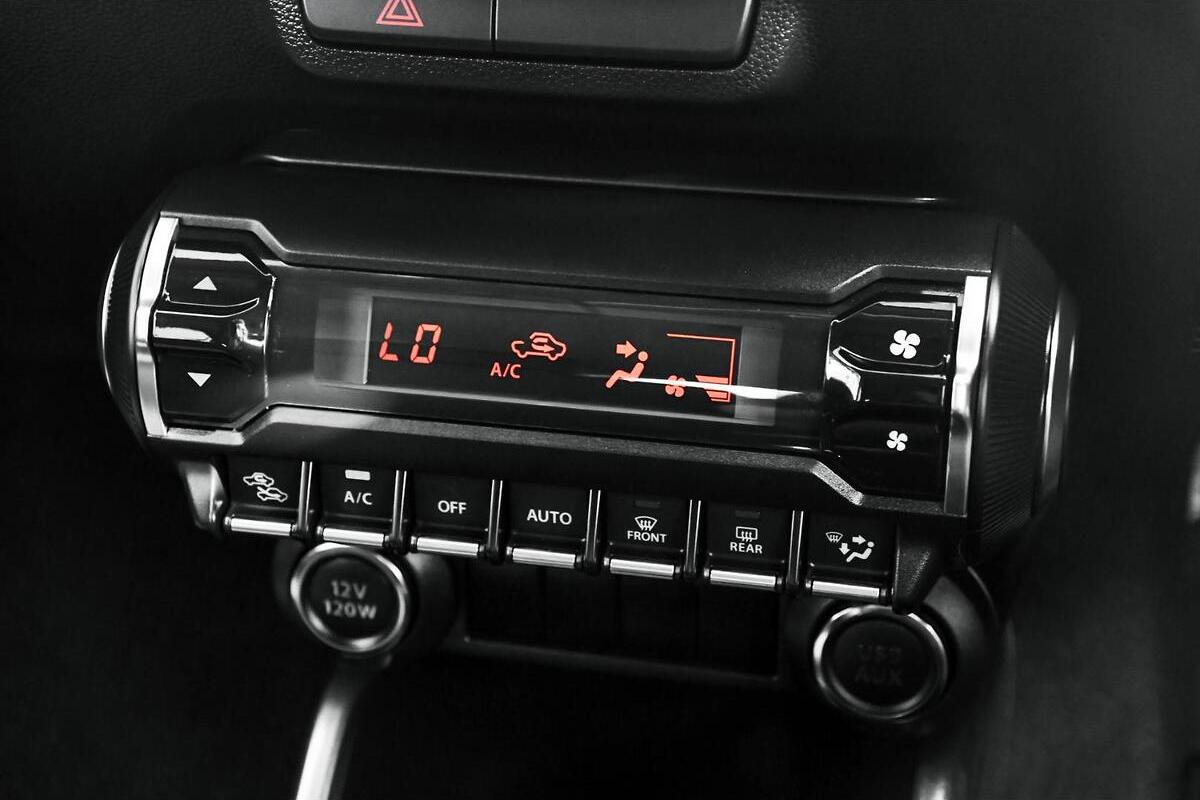 2024 Suzuki Ignis Shadow Auto image 14