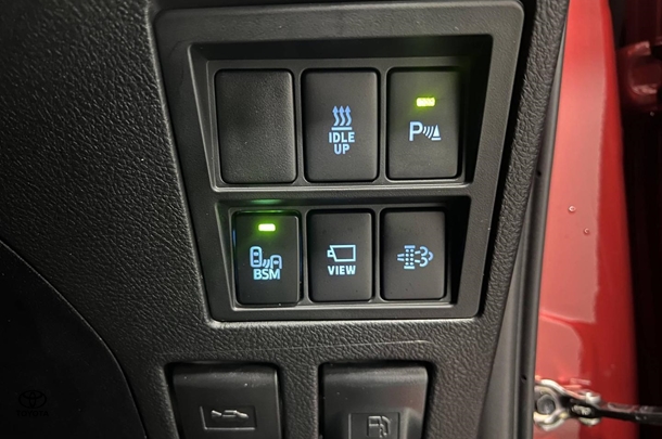 2024 Toyota Hilux GR-S image 21