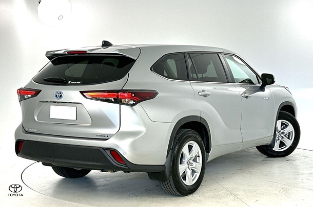 2024 Toyota Kluger Hybrid GX AWD image 9