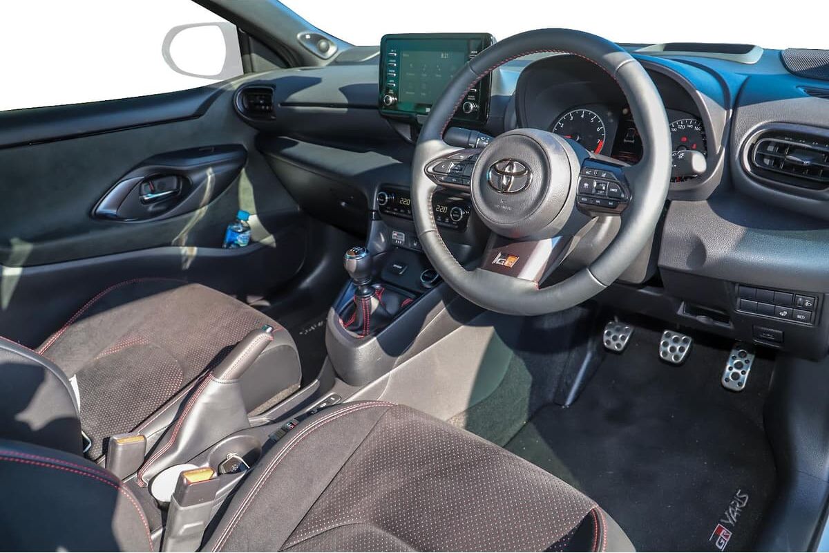 2024 Toyota Yaris GR Rallye Manual GR-FOUR image 5