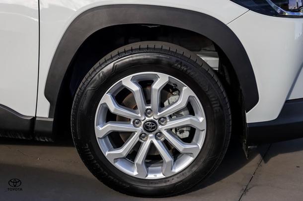 2022 Toyota Corolla Cross Hybrid GX image 25