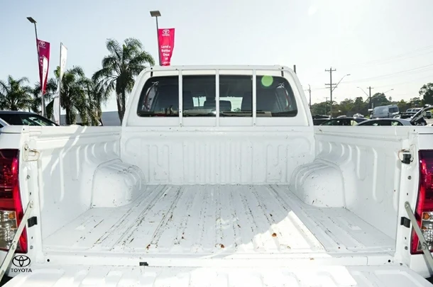 2019 Toyota Hilux 4x2 SR image 22