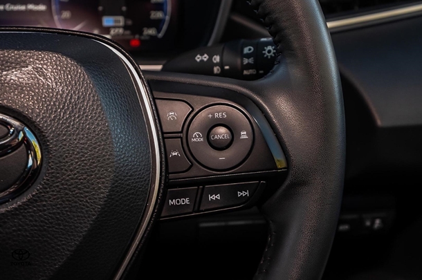2024 TOYOTA Corolla Hatch Hybrid ZR image 15