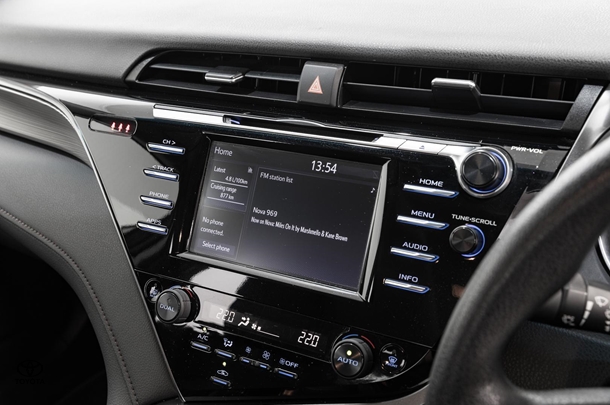 2019 Toyota Camry Hybrid Ascent image 21