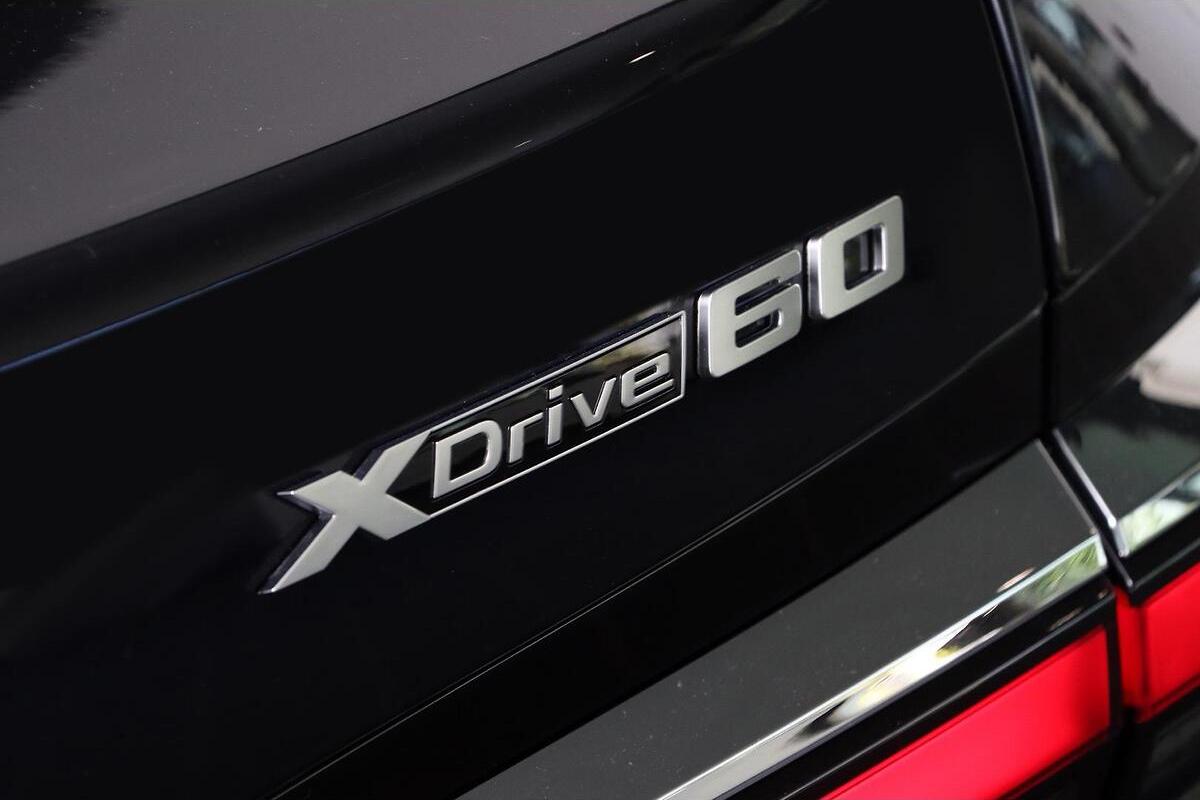 2024 BMW i7 xDrive60 M Sport G70 Auto AWD image 10