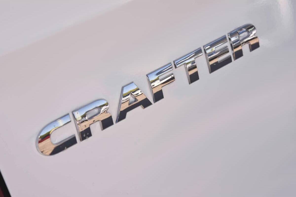 2024 Volkswagen Crafter 35 TDI410 SY1 Medium Wheelbase Manual FWD MY24 image 10