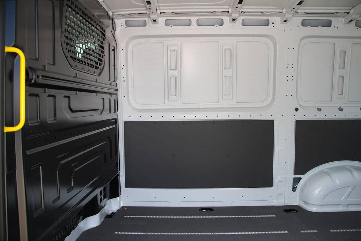 2024 Volkswagen Crafter 35 TDI410 SY1 Medium Wheelbase Auto FWD MY24 image 7