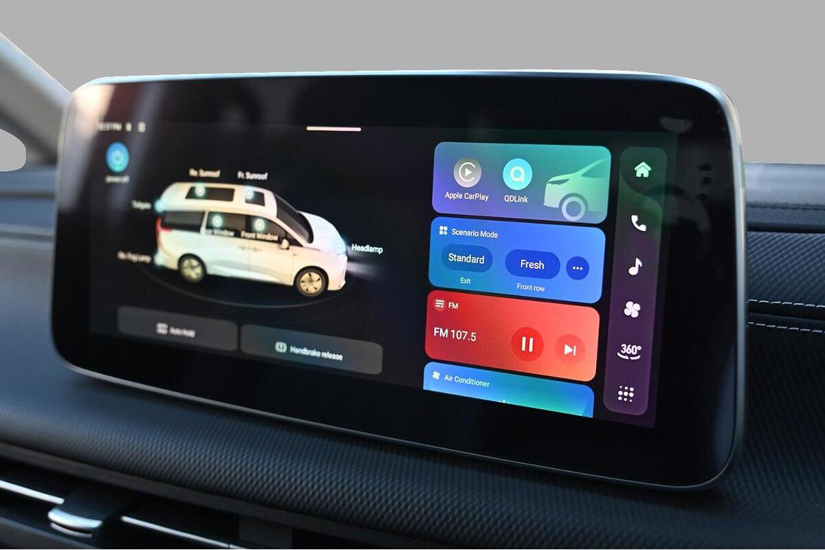 2025 LDV MIFA Executive Auto MY23 image 12