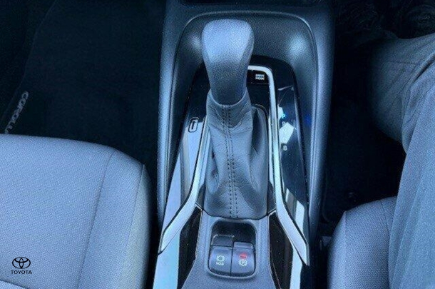 2021 Toyota Corolla Sedan Hybrid Ascent Sport image 22