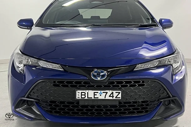 2023 Toyota Corolla Ascent Sport image 3