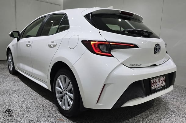 2024 Toyota Corolla Ascent Sport image 4