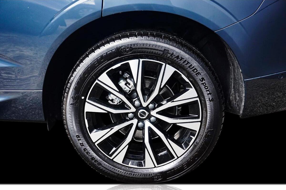 2024 Volvo XC60 Plus B5 Auto AWD MY25 image 18