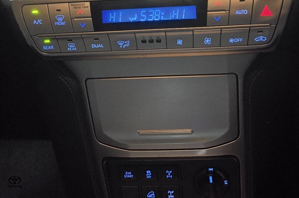 2019 Toyota Prado VX image 19