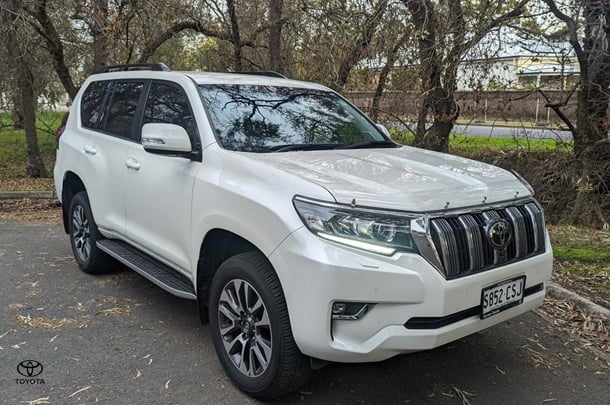 2022 Toyota Prado VX image 6