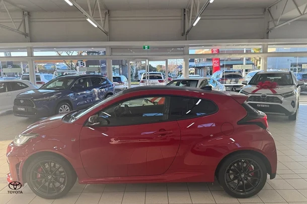 2025 Toyota GR Yaris GTS image 3