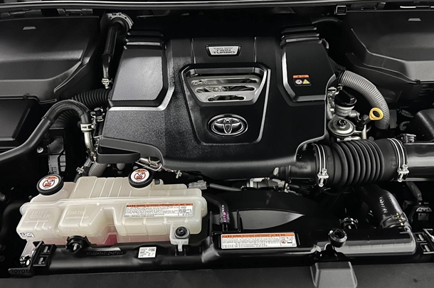 2022 Toyota Landcruiser VX image 21