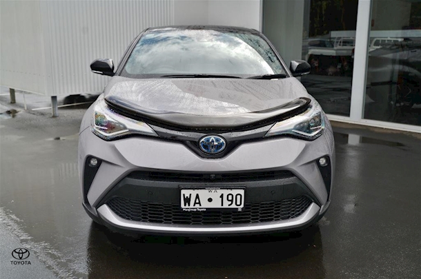 2022 Toyota C-HR Hybrid Koba 2WD image 4