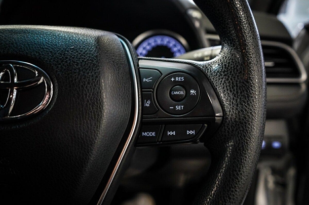 2019 Toyota Camry Hybrid Ascent image 19
