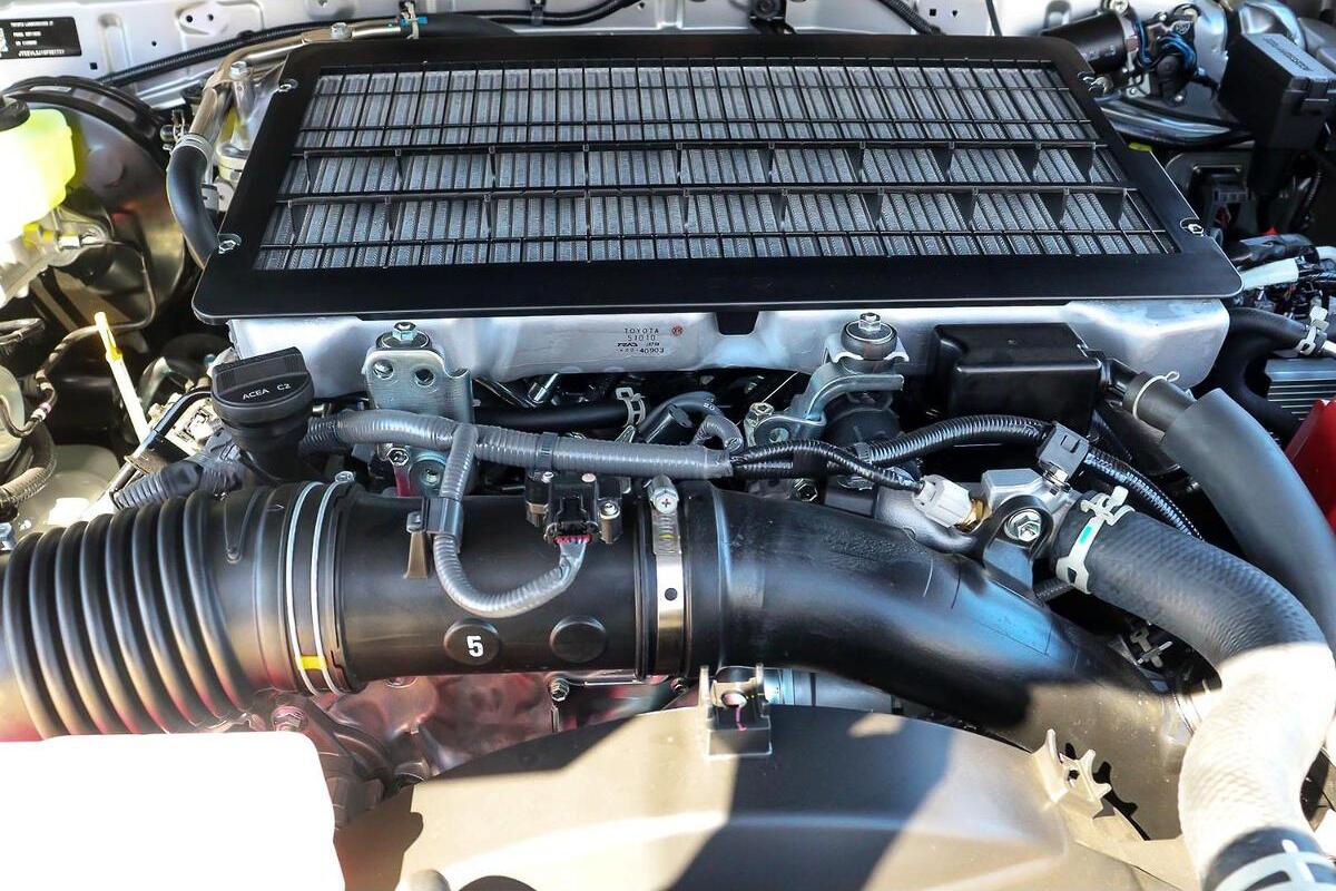 2024 Toyota Landcruiser GXL Manual 4x4 image 11