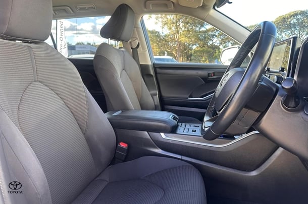2022 Toyota Kluger GX AWD image 12