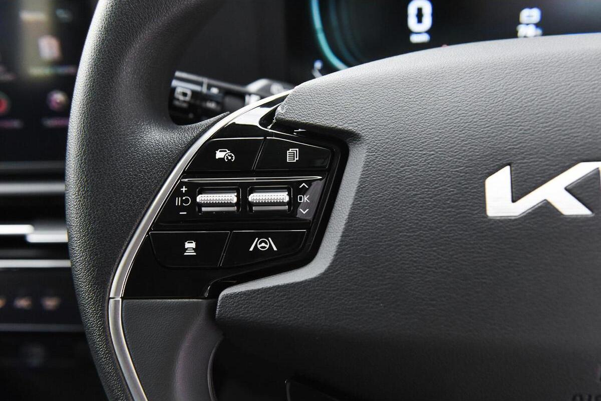2024 Kia Niro HEV S Auto 2WD MY25 image 13