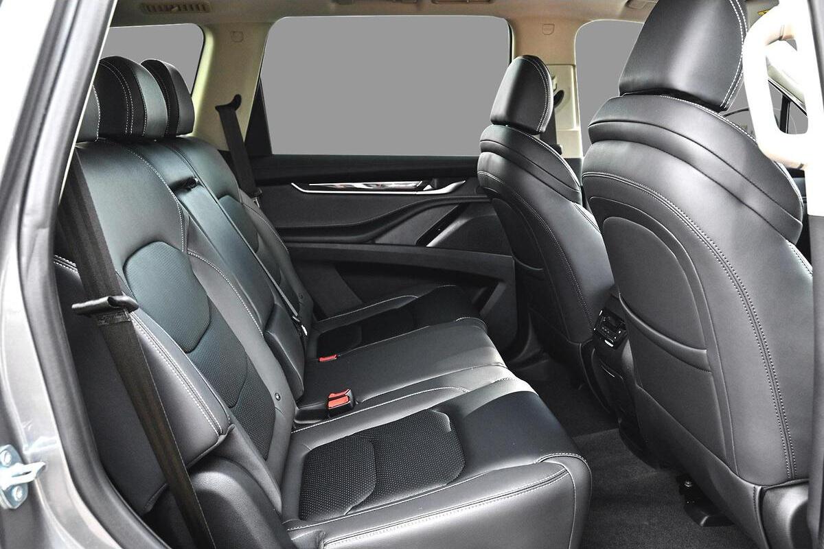 2024 LDV D90 Executive Auto 4x4 image 7