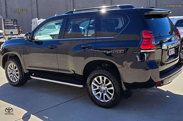 2021 Toyota Prado Kakadu image 5