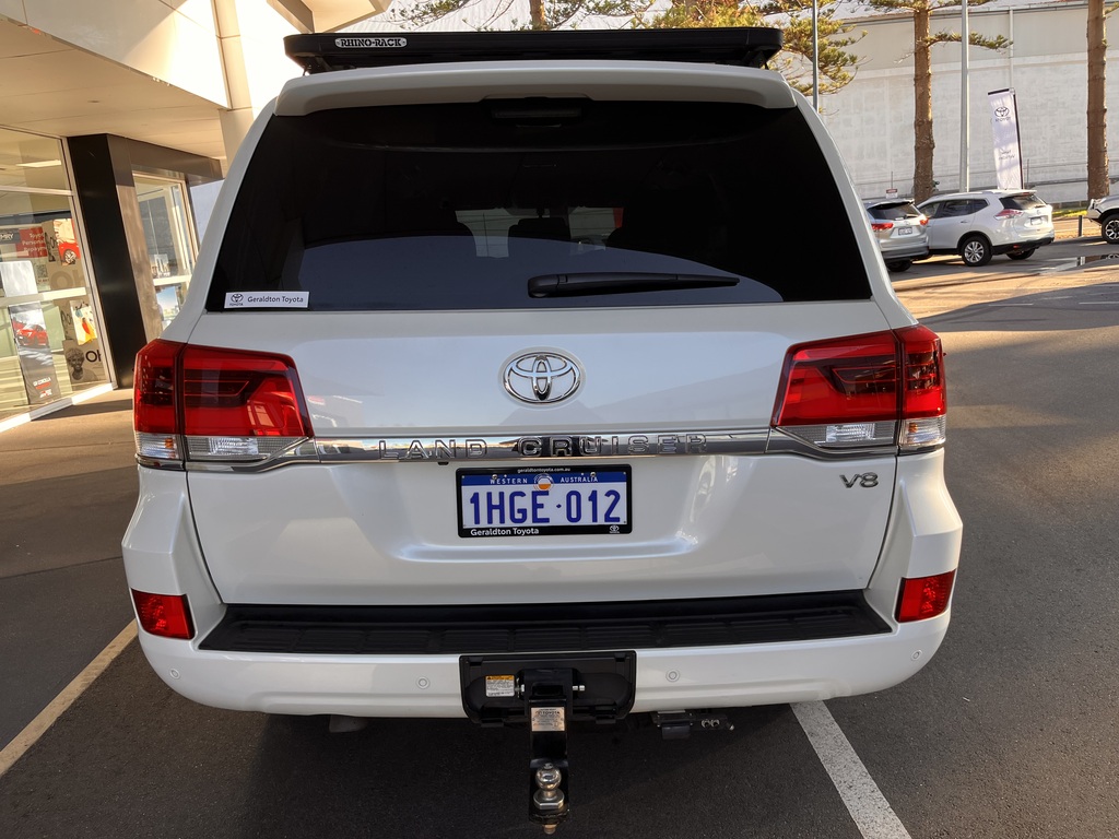 2021 Toyota Landcruiser GXL image 7