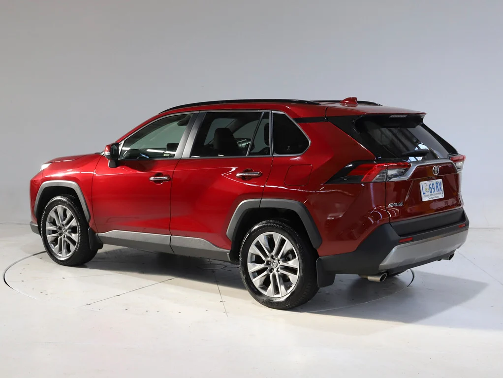 2024 Toyota RAV4 Cruiser 2WD image 5