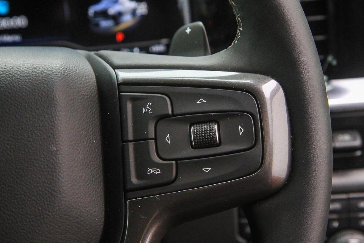 2024 Chevrolet Silverado 1500 ZR2 W/Tech Pack Auto 4x4 MY24 image 17