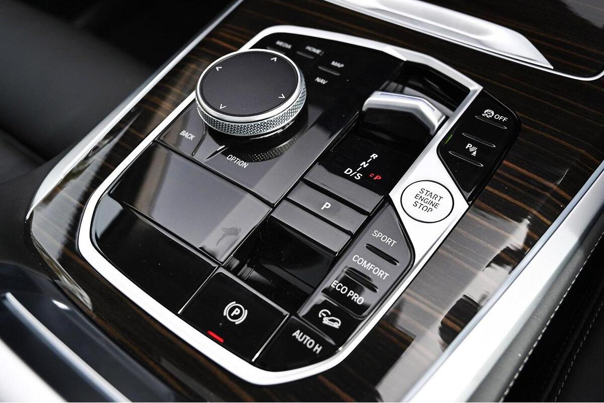 2025 BMW X5 xDrive30d xLine G05 LCI Auto 4x4 image 14