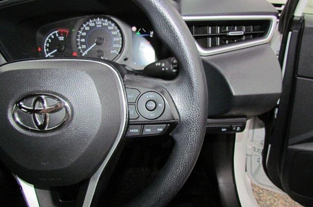 2020 Toyota Corolla Ascent Sport image 9