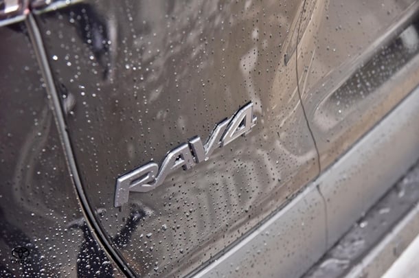 2024 Toyota RAV4 Hybrid Edge AWD image 7