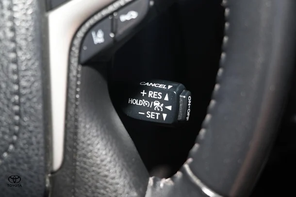 2019 Toyota Prado GXL image 18