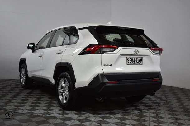 2019 Toyota RAV4 GX-2WD image 14