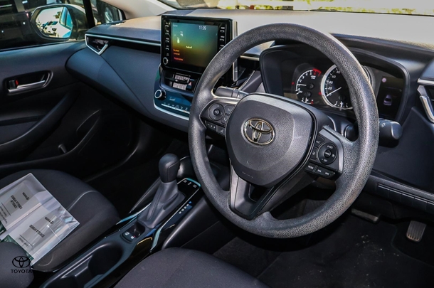 2022 Toyota Corolla Sedan Hybrid Ascent Sport image 6