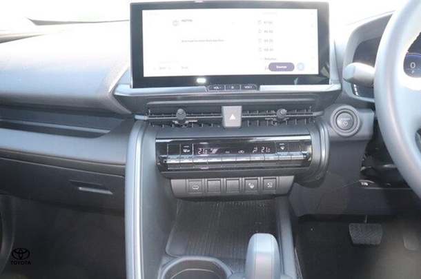 2023 Toyota C-HR Hybrid GXL-2WD image 13