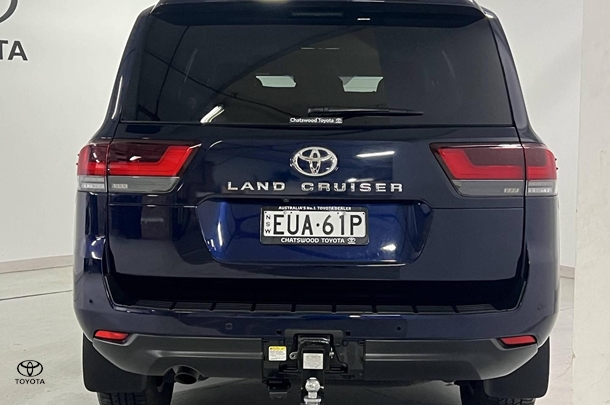 2022 Toyota Landcruiser VX image 7