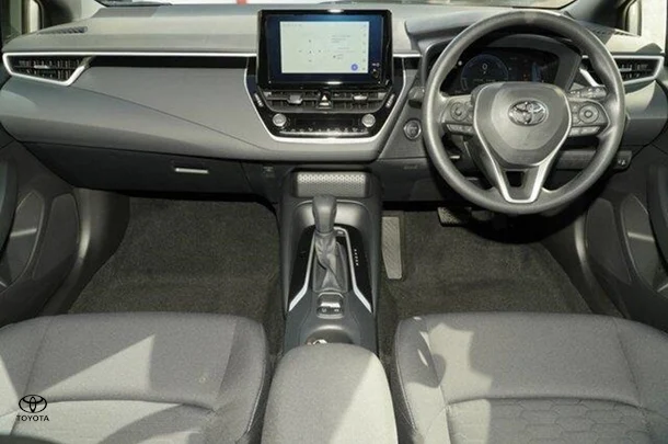 2024 Toyota Corolla Hatch Hybrid Ascent Sport image 5