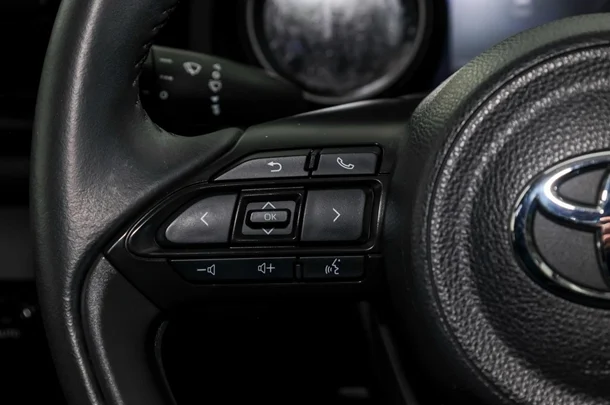 2021 Toyota Yaris Cross Hybrid Urban image 12