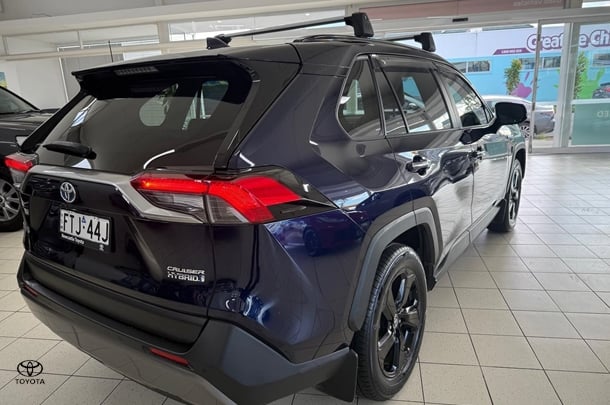 2021 Toyota Rav4 Hybrid Cruiser-AWD image 4