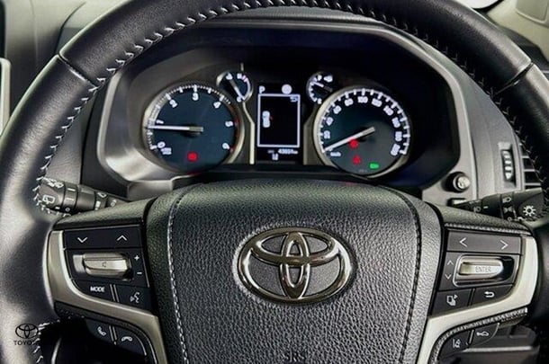 2022 Toyota Prado GXL image 12