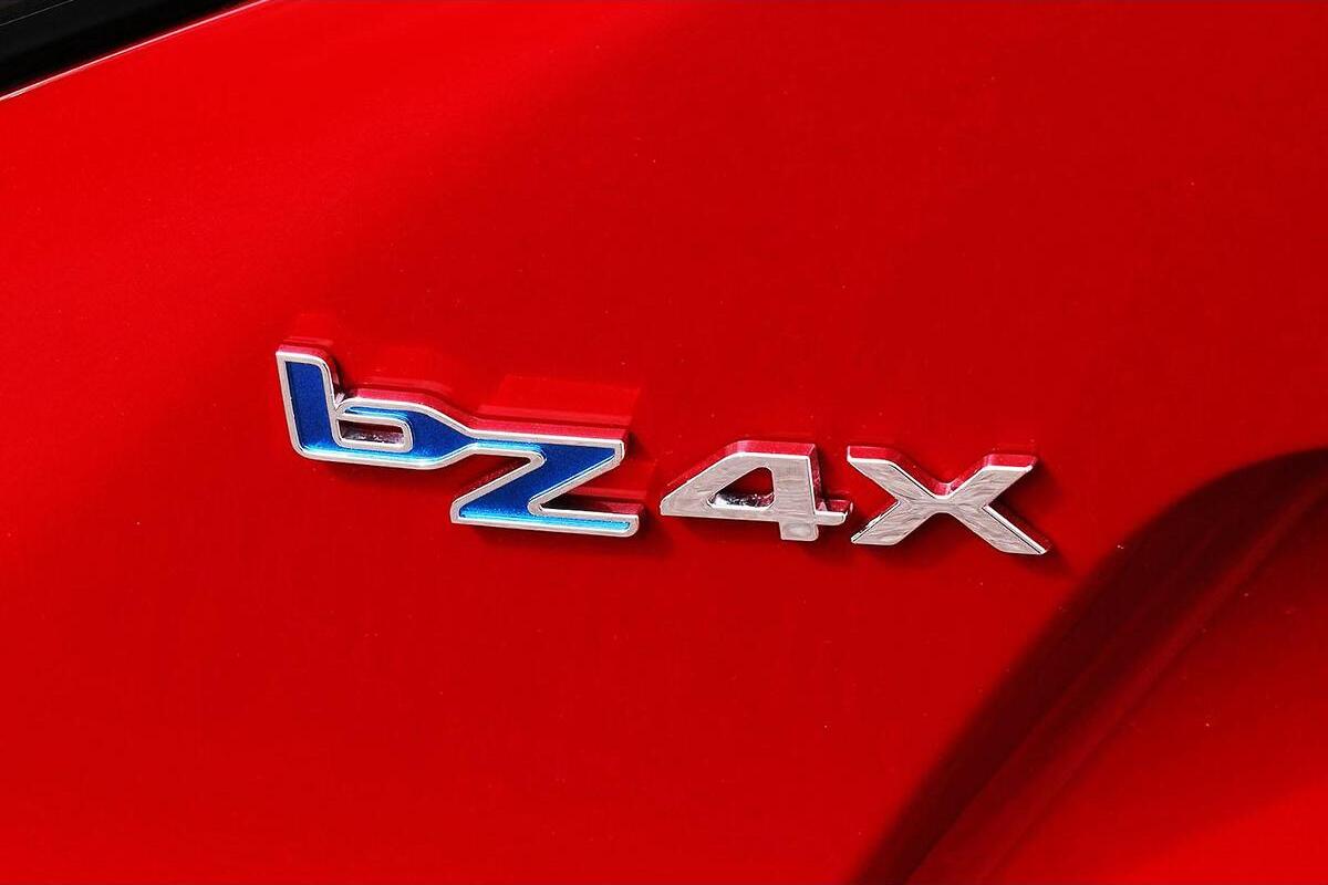 2025 Toyota bZ4X Auto 2WD image 10