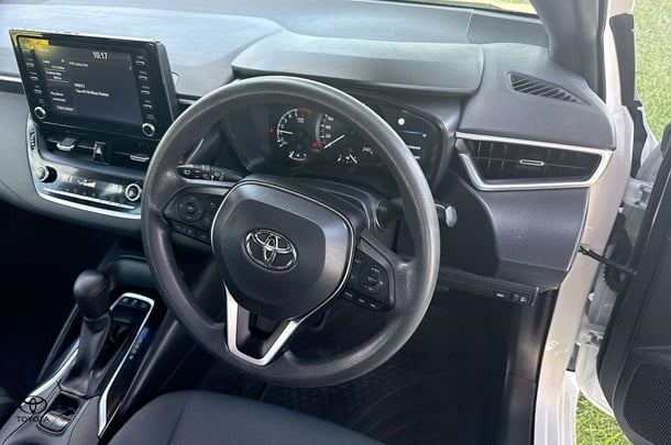 2021 Toyota Corolla Ascent Sport image 14