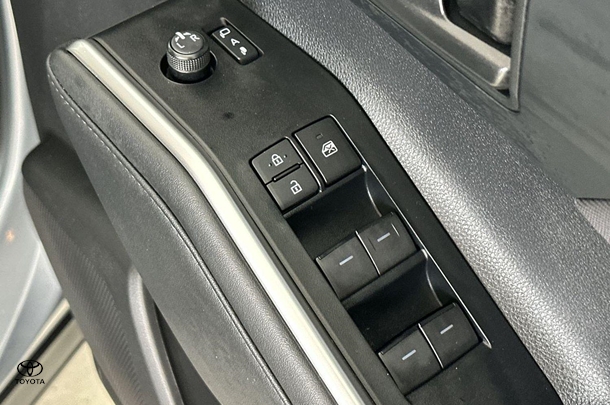2024 Toyota Kluger Hybrid GX AWD image 13