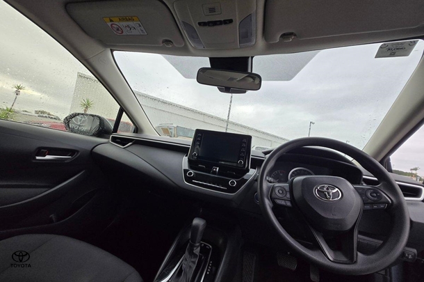 2022 Toyota Corolla Sedan Hybrid Ascent Sport image 18