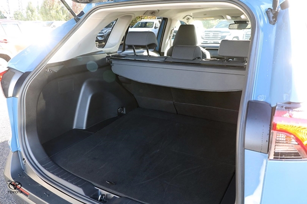 2024 Toyota Rav4 Hybrid GXL-2WD image 12