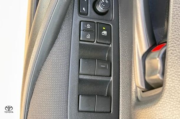 2018 Toyota Corolla Ascent Sport image 6